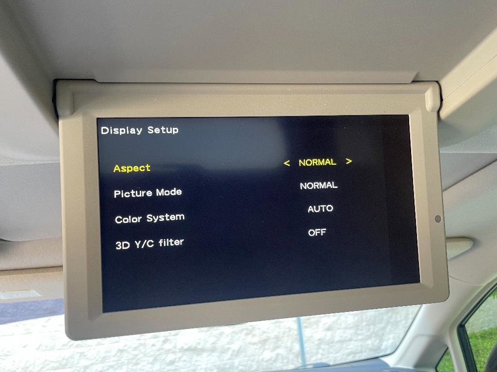 Used 2012 Nissan Quest LE image 29