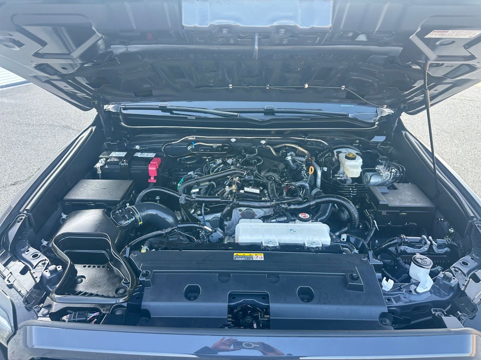 Used 2025 Toyota Tacoma TRD Off-Road image 32