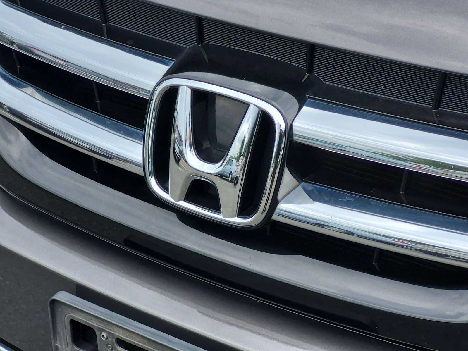 Used 2015 Honda Odyssey EX image 12