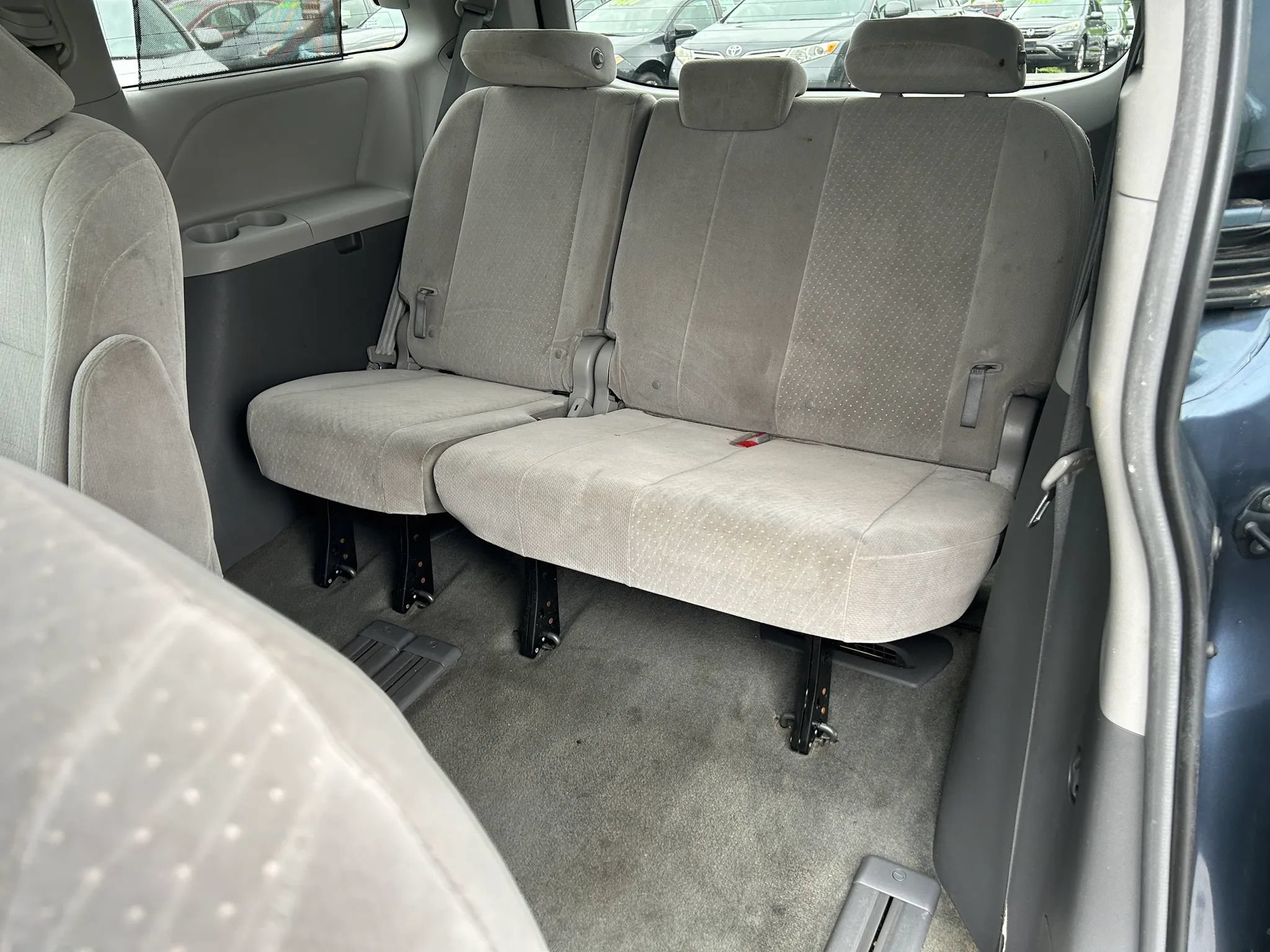 Used 2017 Toyota Sienna LE FWD image 12