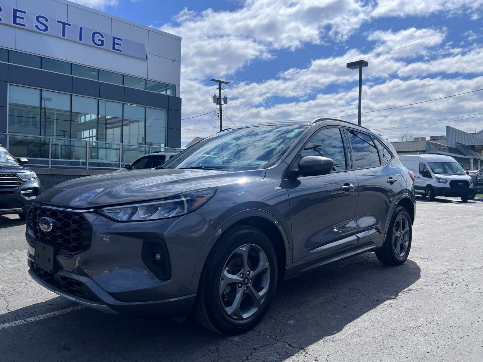 Used 2023 Ford Escape ST-Line Select w/ Tech Pack #2 image 4