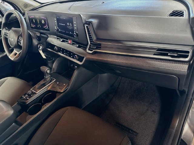 Certified 2024 Kia Sportage LX AWD/4WD image 28