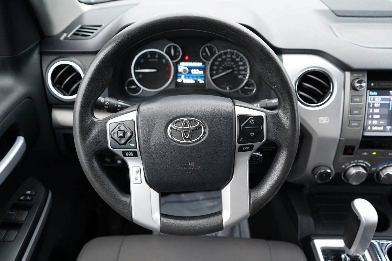 Used 2017 Toyota Tundra SR5 image 17