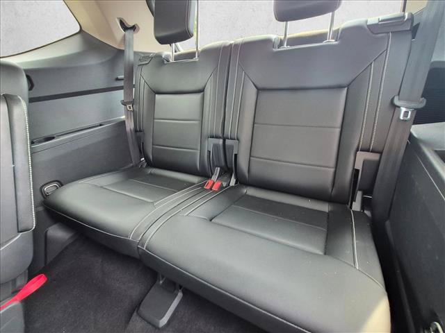 Used 2022 Volkswagen Atlas SEL R-Line AWD/4WD image 19
