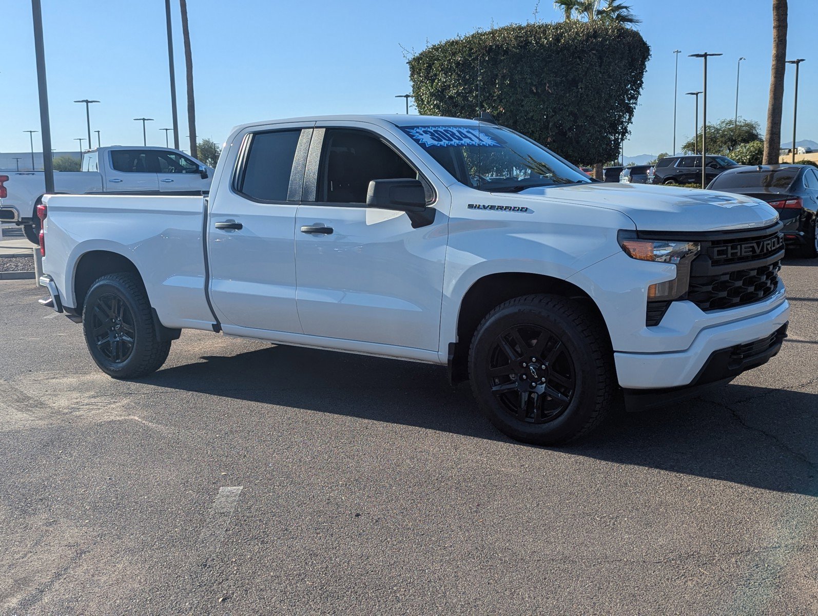 Certified 2024 Chevrolet Silverado 1500 Custom w/ LPO, Dark Essentials Package image 8