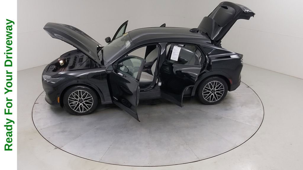 Certified 2025 Ford Mustang Mach-E Premium image 51