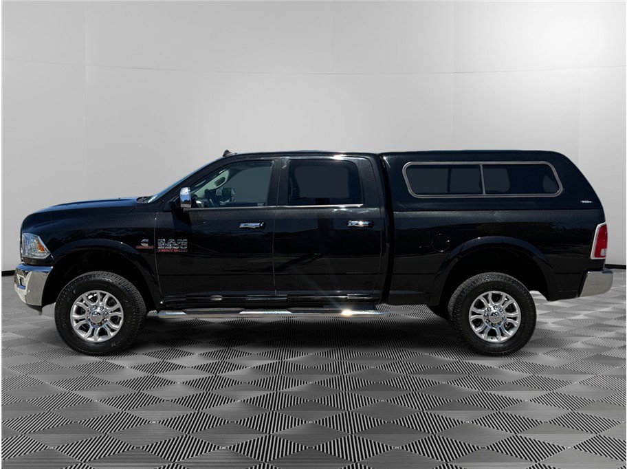 Used 2016 RAM 3500 Laramie AWD/4WD image 2