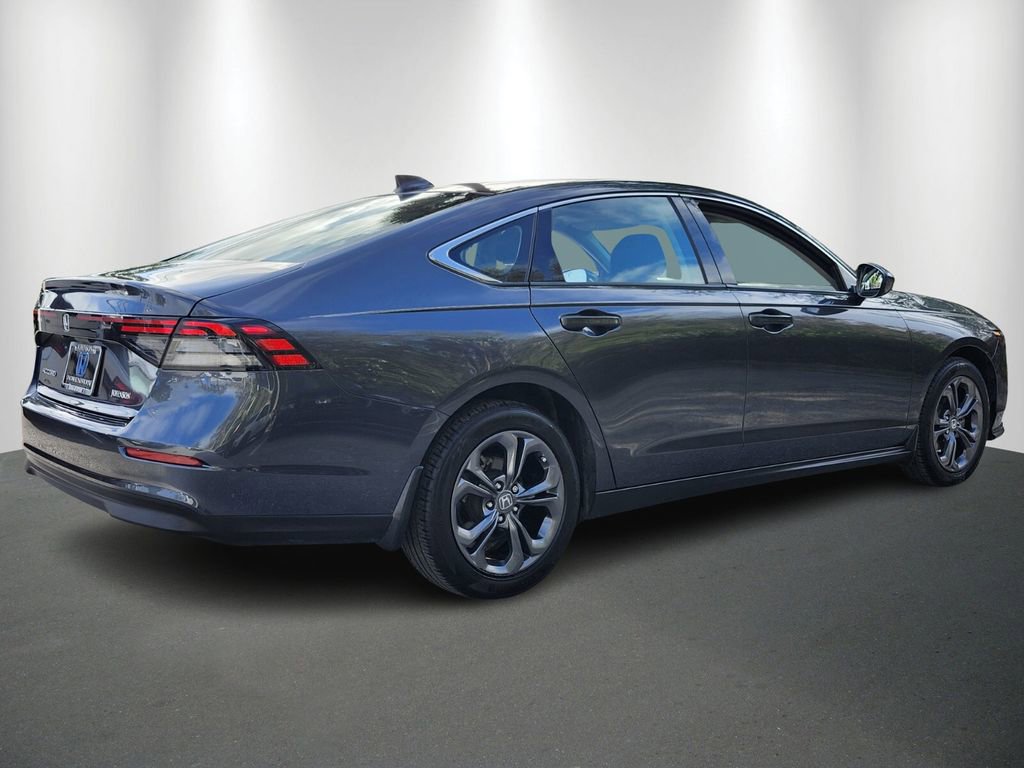 Certified 2023 Honda Accord EX image 7