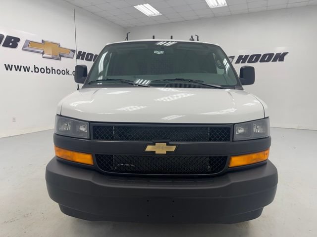 New 2026 Chevrolet Express 2500 w/ Driver Convenience Package RWD image 2