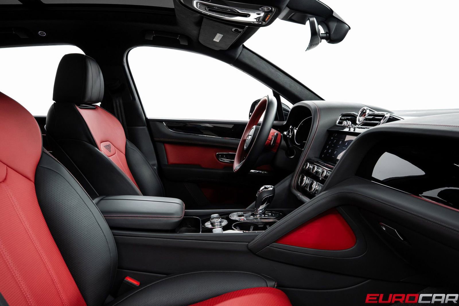 Used 2024 Bentley Bentayga image 33