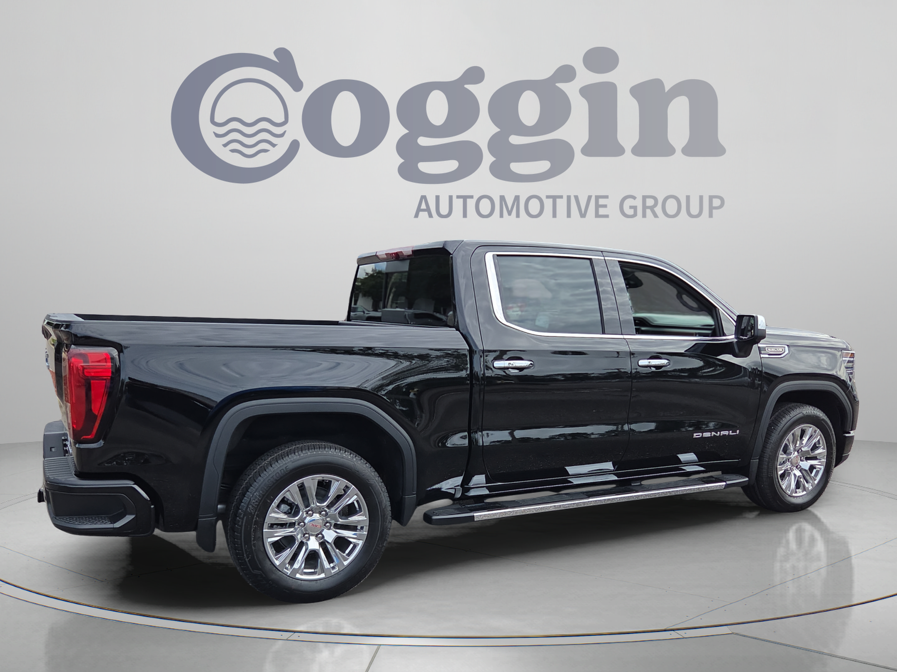 New 2026 GMC Sierra 1500 Denali w/ Technology Package RWD image 5