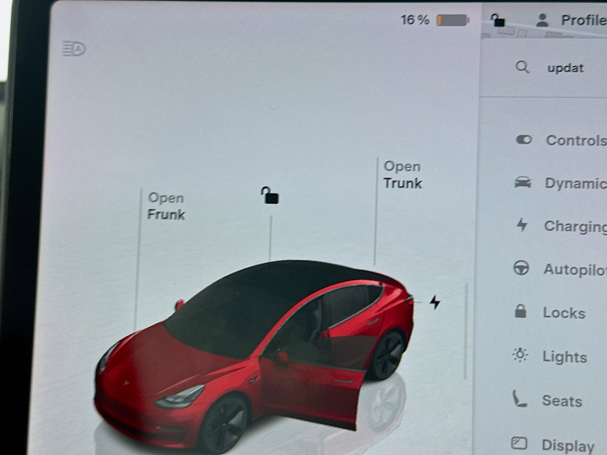Used 2023 Tesla Model 3 Standard Range image 19