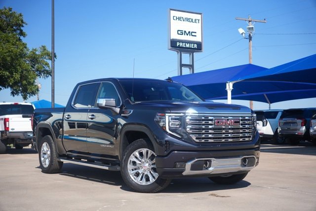 New 2025 GMC Sierra 1500 Denali w/ Technology Package