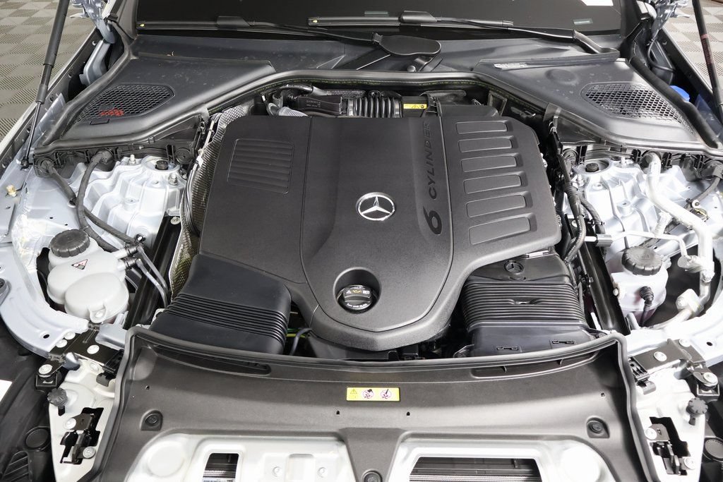 New 2027 Mercedes-Benz E 450 4MATIC Sedan image 9