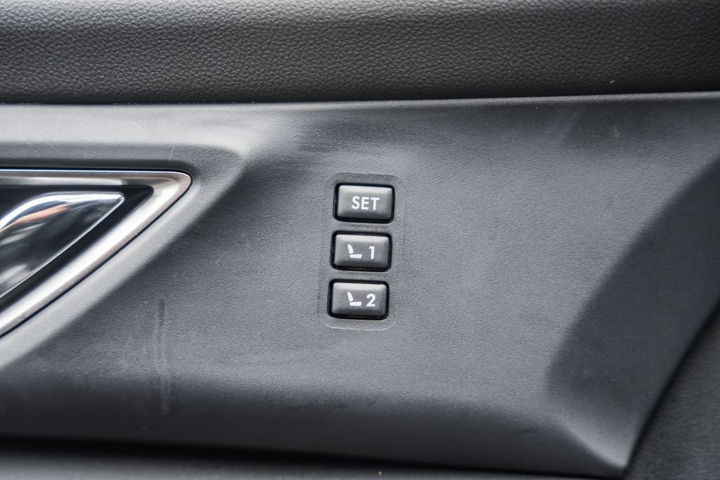 Used 2023 Subaru Ascent Limited image 38