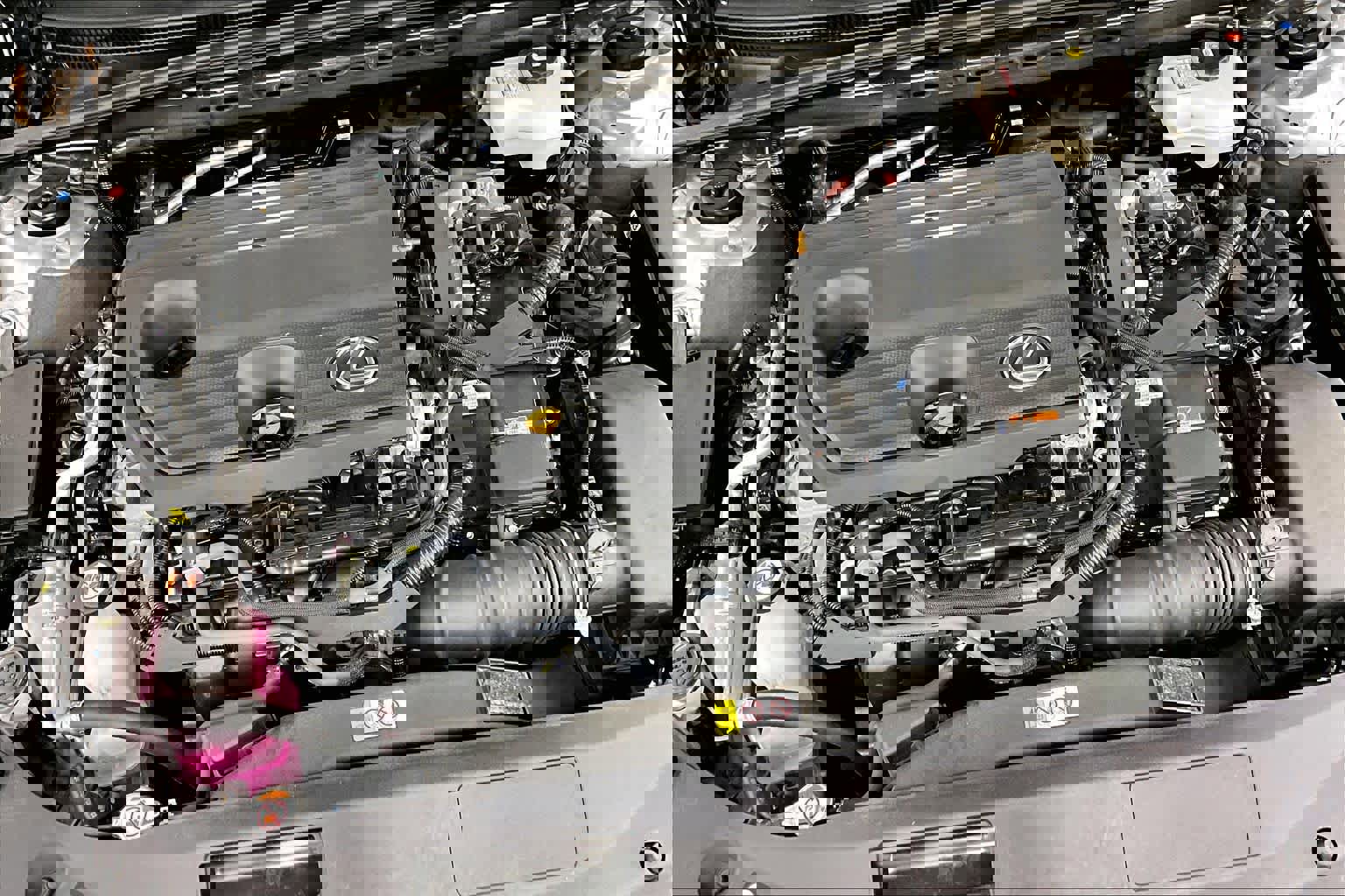 Used 2025 Lexus ES 300h w/ Premium Package image 32