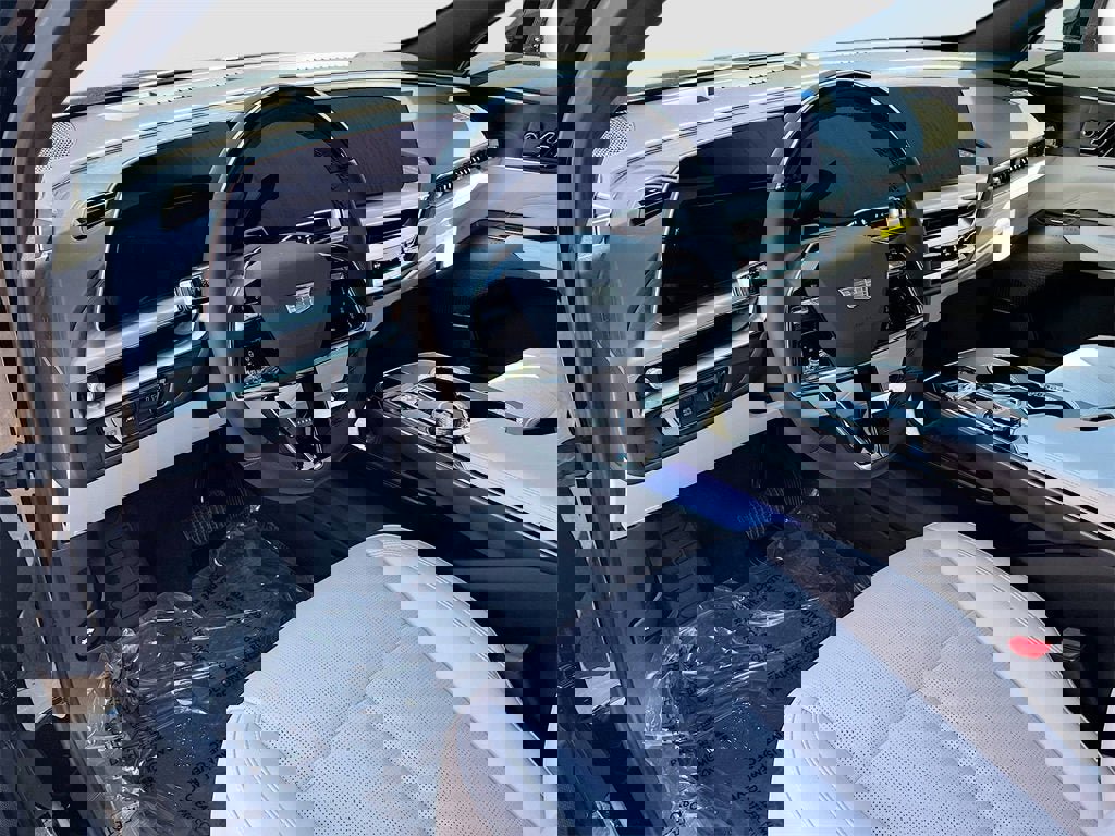 New 2026 Cadillac Lyriq Sport image 9