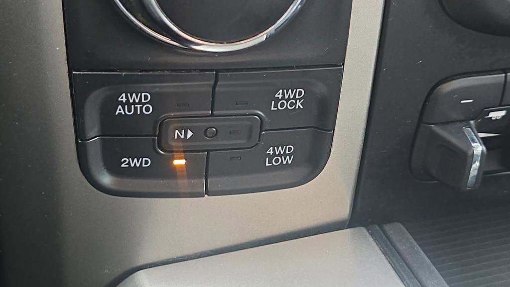 Used 2016 RAM 1500 Big Horn AWD/4WD image 25