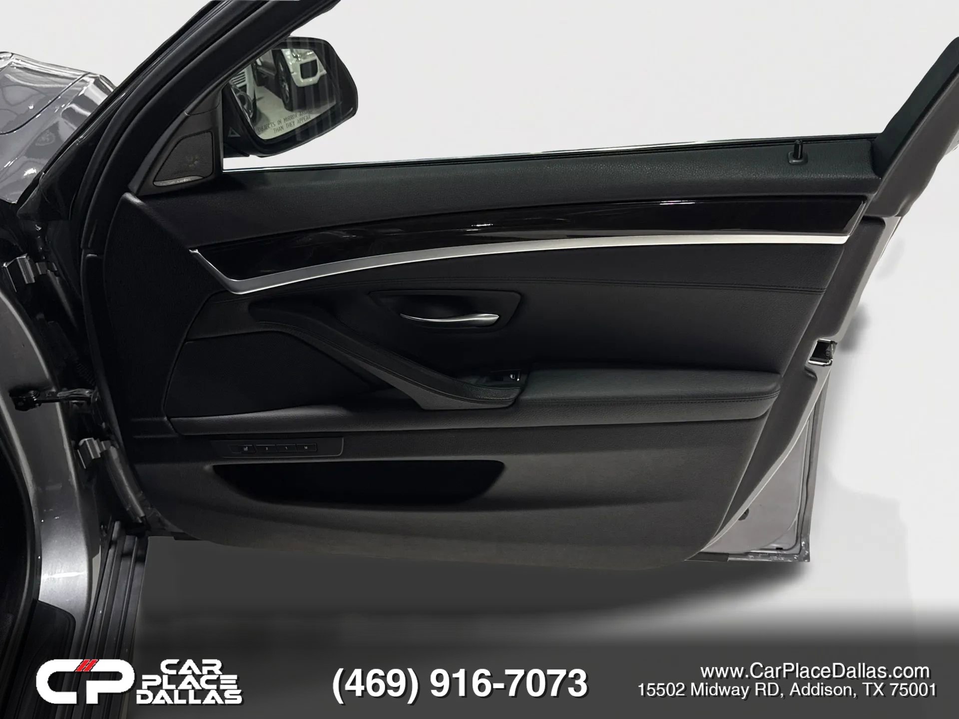 Used 2014 BMW 550i xDrive Sedan AWD/4WD image 27