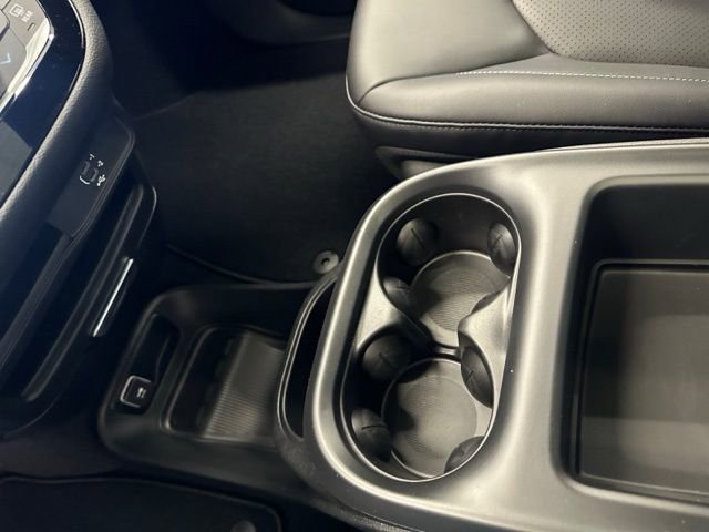 New 2026 Chrysler Pacifica Select w/ S Appearance Package image 33