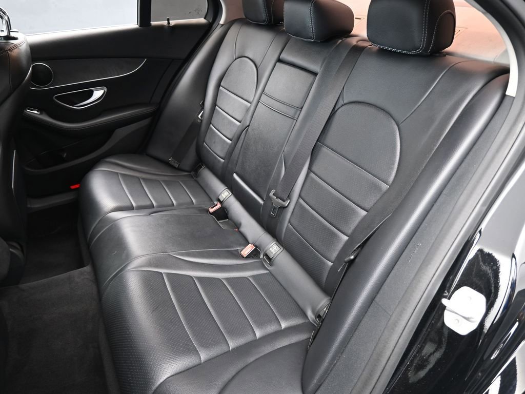 Used 2016 Mercedes-Benz C 300 Sedan image 32