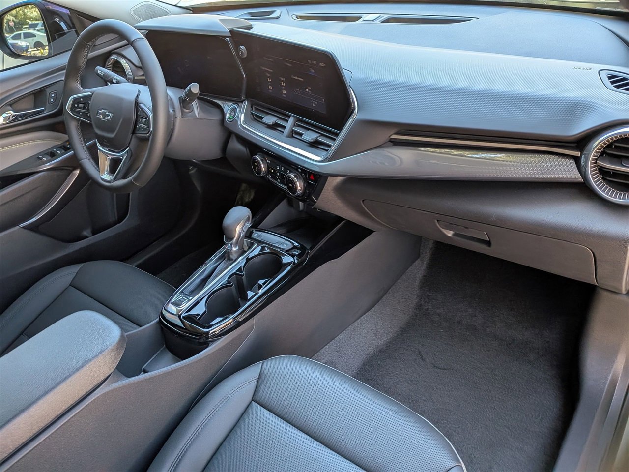 New 2026 Chevrolet Trax ACTIV w/ Sunroof Package image 25