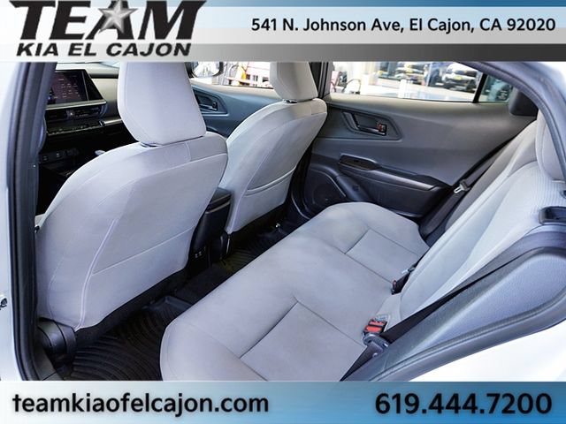 Used 2025 Toyota Prius LE FWD image 19
