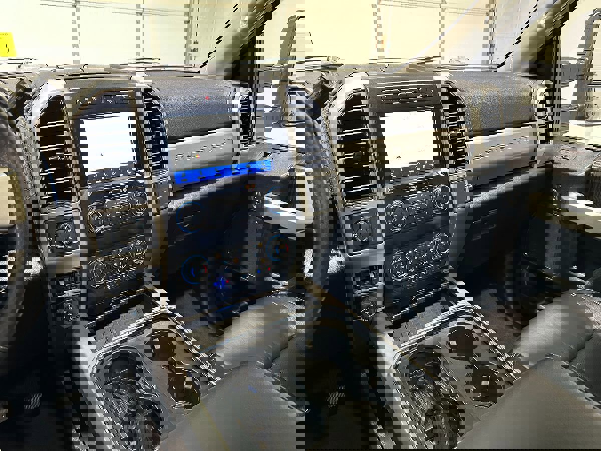 Used 2021 Ford F350 Lariat image 30