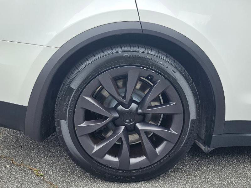 Used 2023 Tesla Model X AWD/4WD image 16