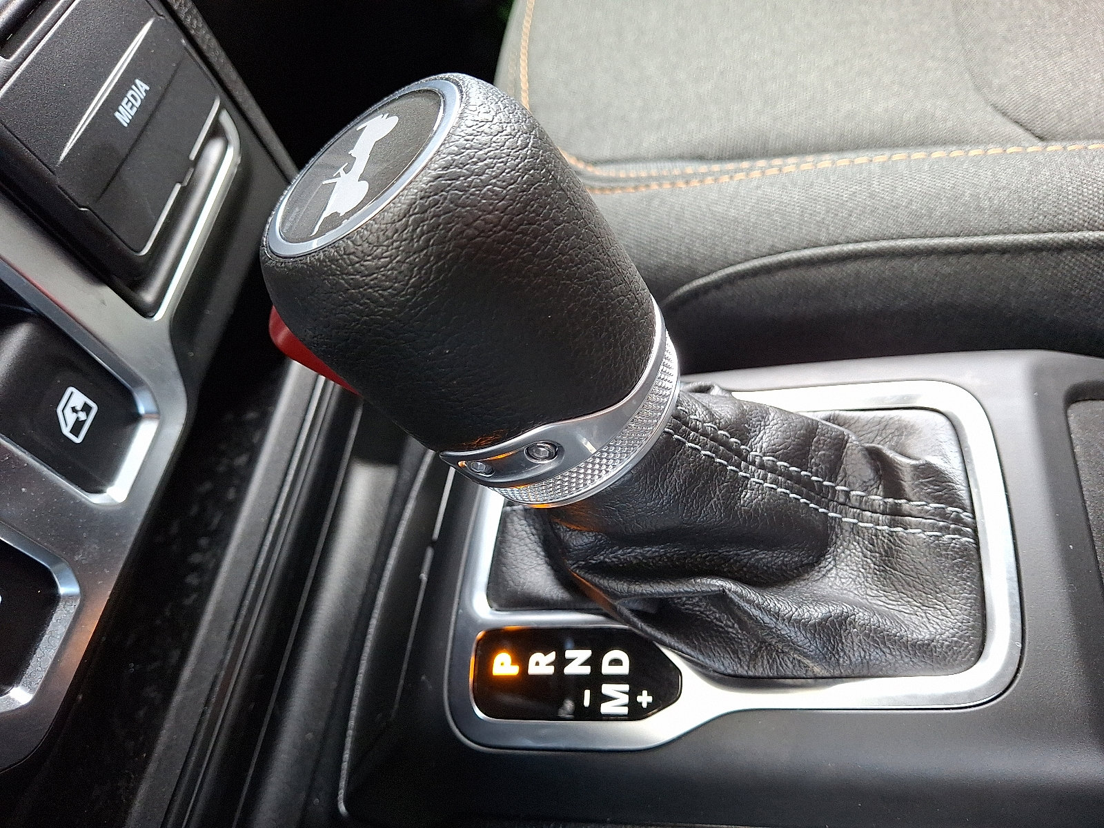 Used 2025 Jeep Wrangler Sport image 14