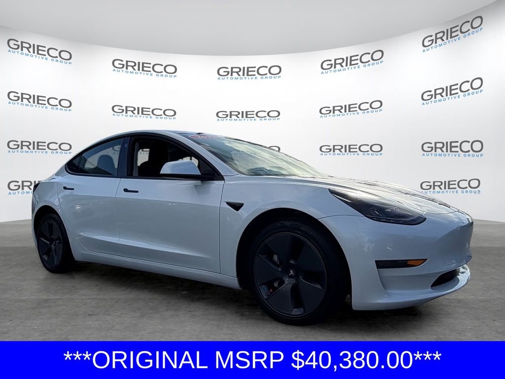 Used 2023 Tesla Model 3 Standard Range RWD image 1