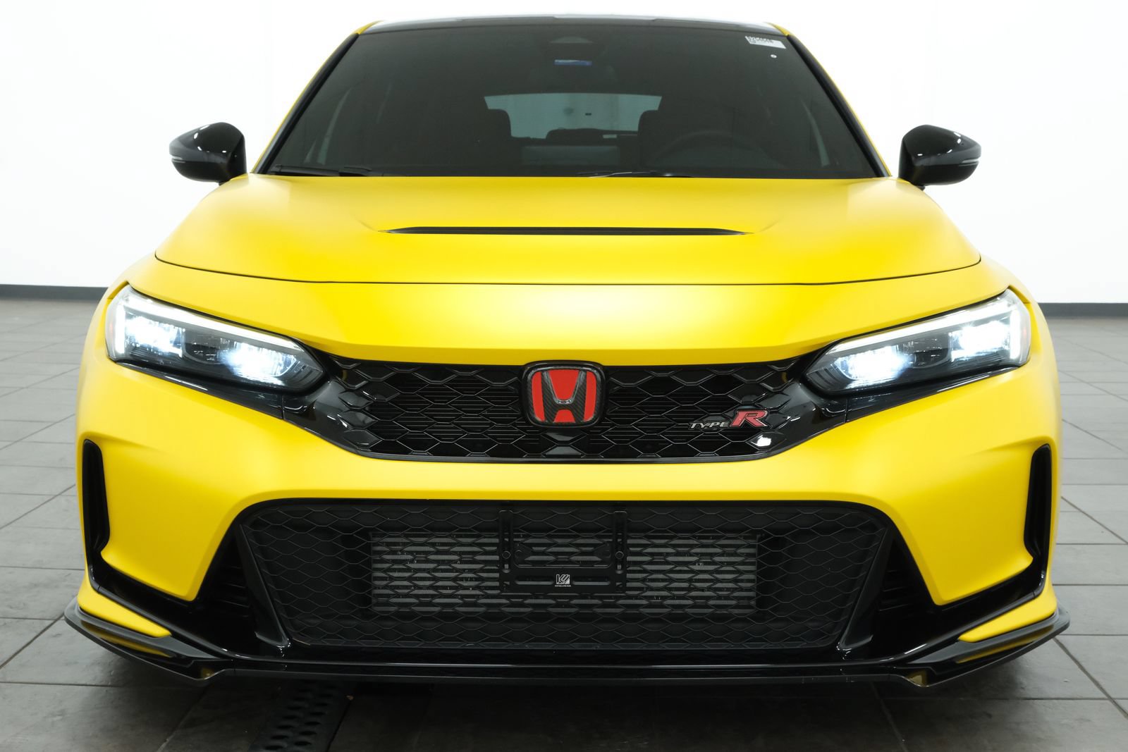 Used 2024 Honda Civic Type R image 9