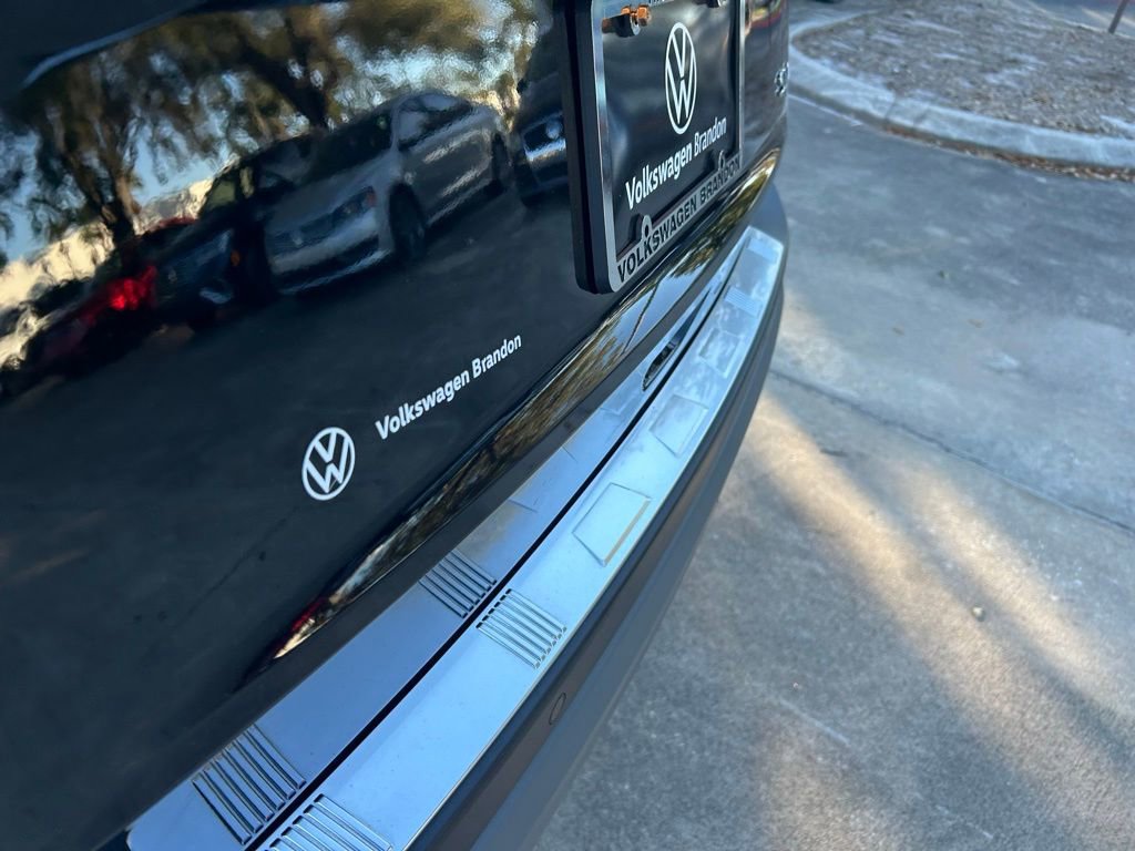 Used 2023 Nissan Rogue SV image 29