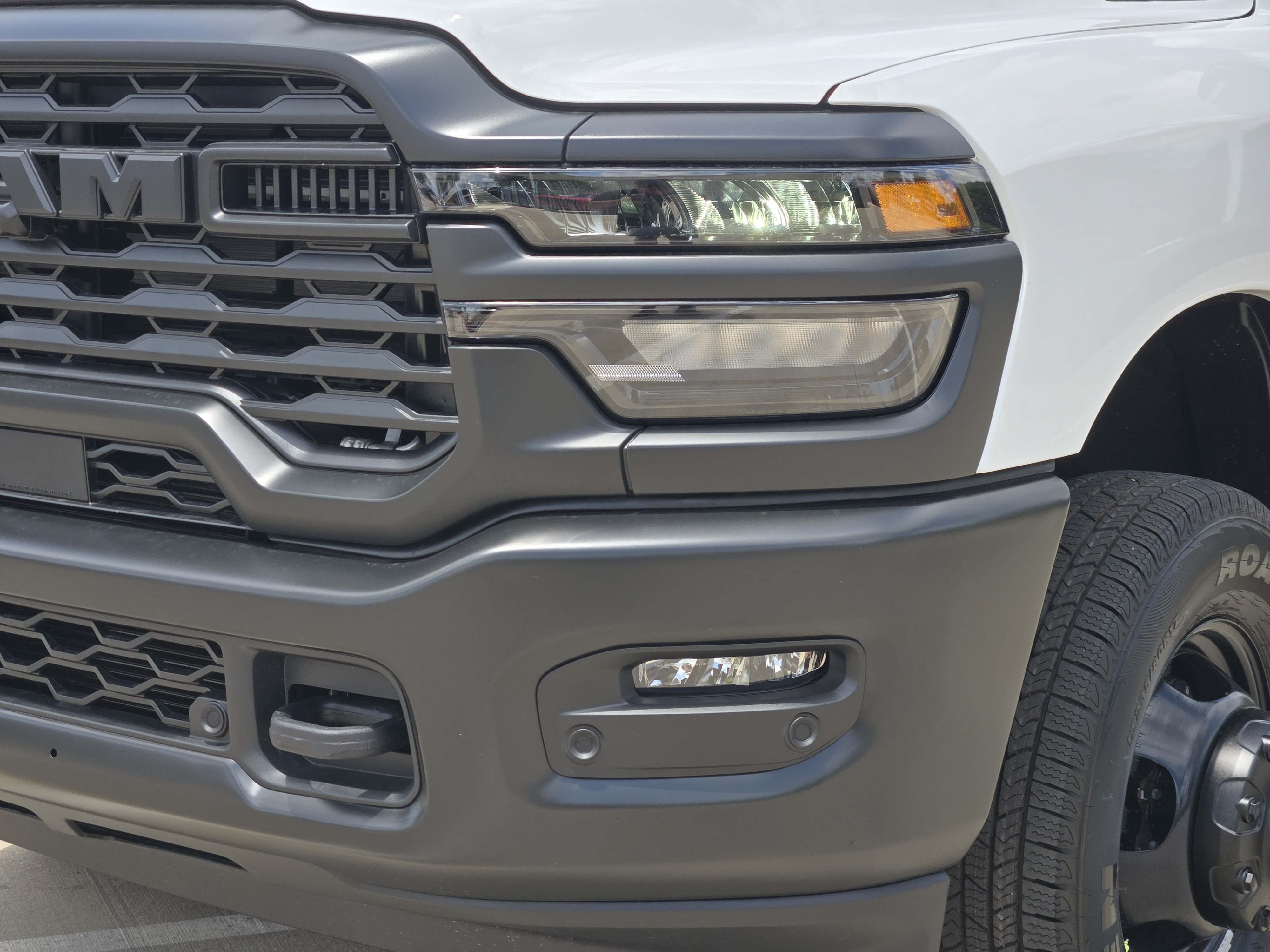 New 2026 RAM 3500 Tradesman AWD/4WD image 6