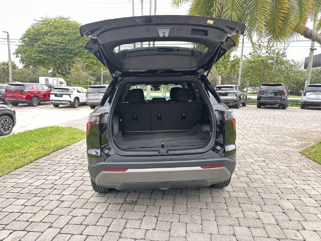 Used 2027 Chevrolet Equinox LT FWD image 28