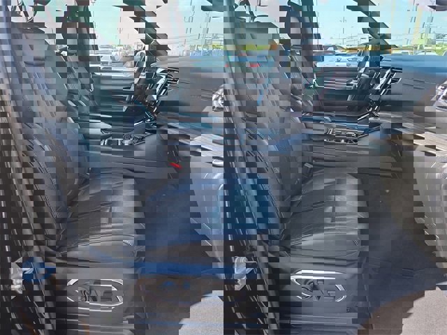 Used 2023 Jeep Wagoneer L Series II image 17