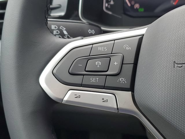 New 2026 Volkswagen Jetta SEL FWD image 22