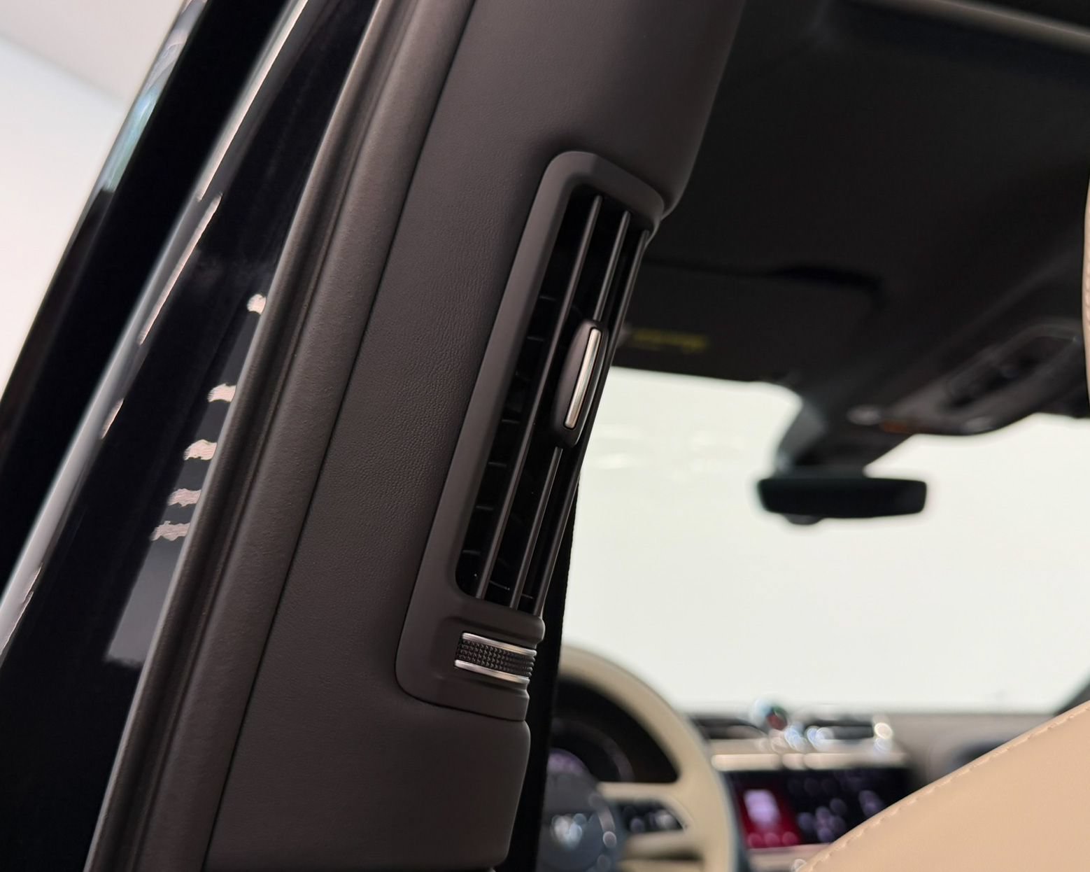 New 2026 Bentley Bentayga Extended Wheelbase AWD/4WD image 53