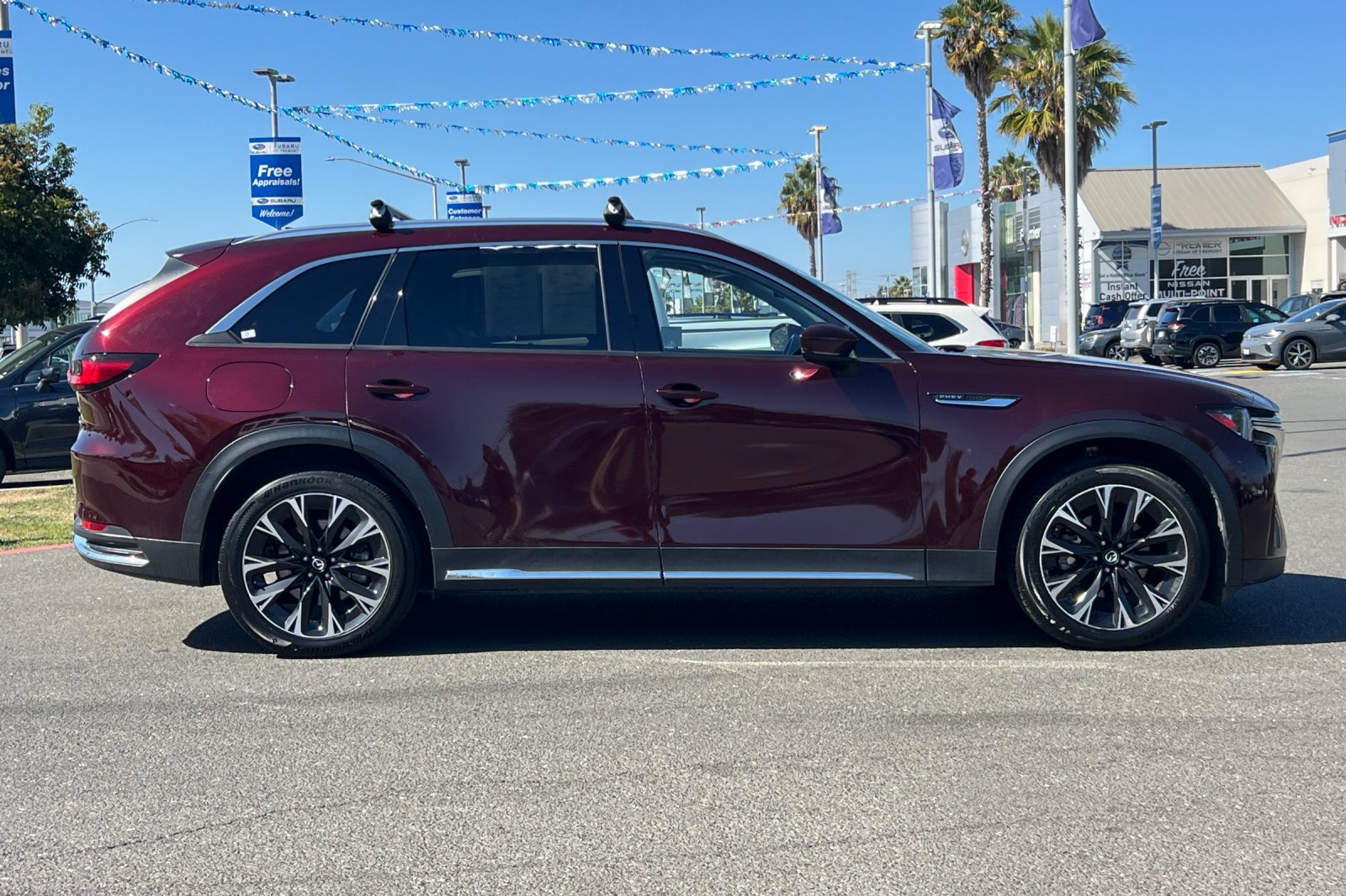 Used 2024 MAZDA CX-90 Plug-In Hybrid w/ Premium Pkg AWD/4WD image 3