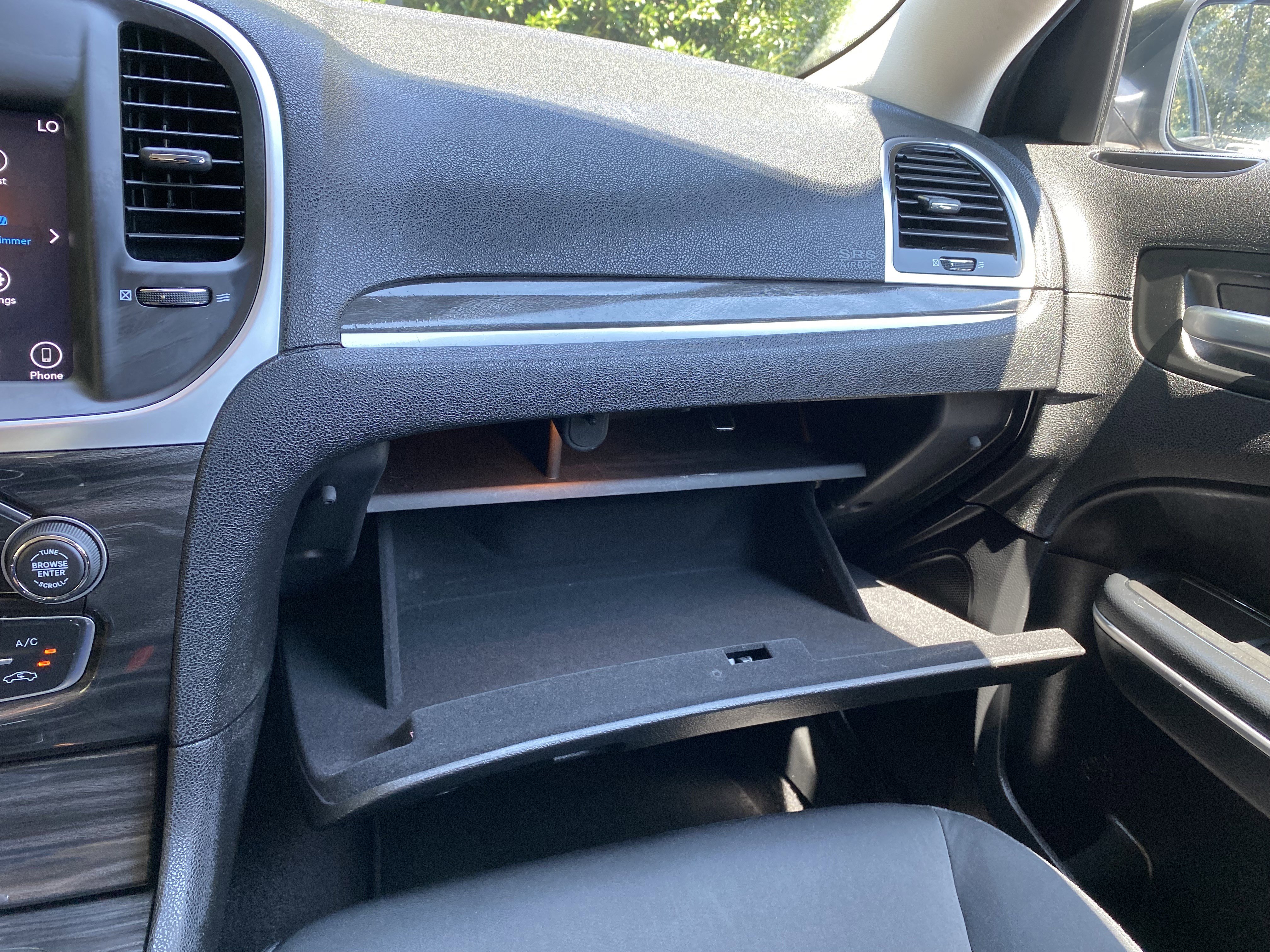 Used 2020 Chrysler 300 Touring w/ Sport Appearance Package image 30
