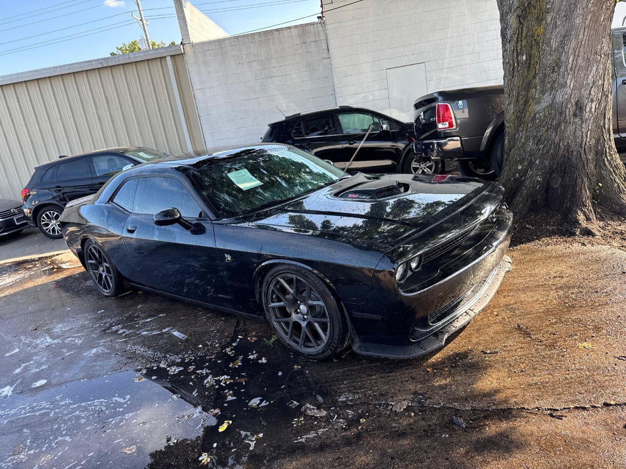 Used 2016 Dodge Challenger R/T Scat Pack RWD image 2