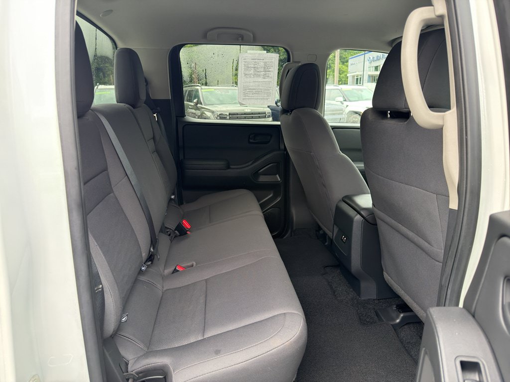 Used 2024 Nissan Frontier S AWD/4WD image 25