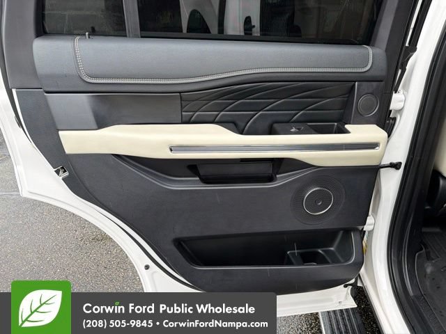 Used 2019 Ford Expedition Platinum AWD/4WD image 28