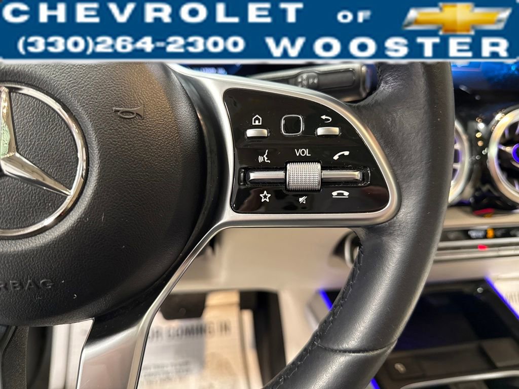 Used 2022 Mercedes-Benz EQB 300 4MATIC image 17