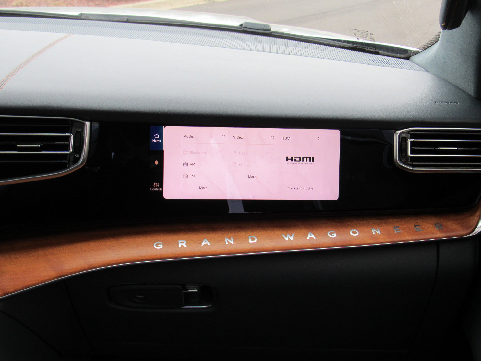 Used 2022 Jeep Grand Wagoneer Series II image 40