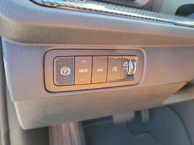 New 2027 Chevrolet Traverse Z71 w/ Enhanced Driving Package AWD/4WD image 26