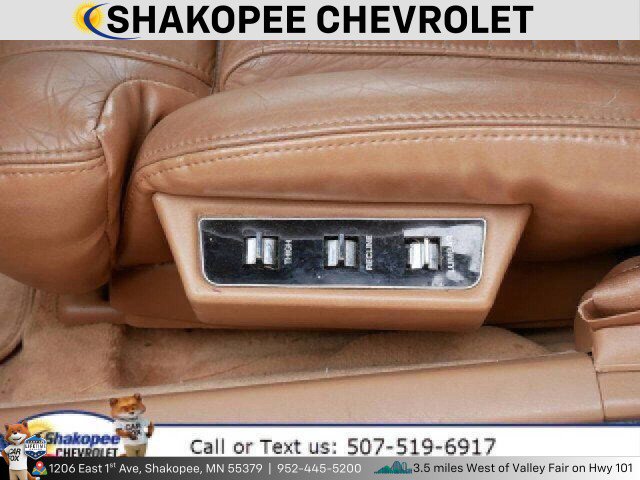 Used 1990 Buick Reatta Convertible FWD image 12