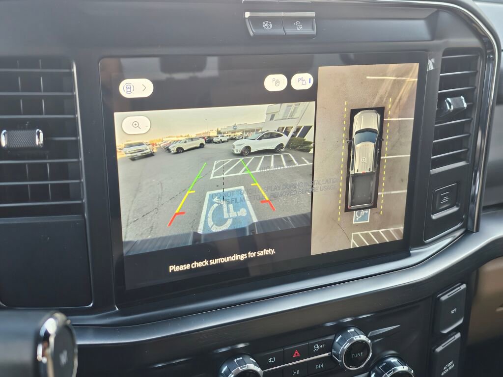 New 2026 Ford F350 Lariat w/ FX4 Off-Road Package image 17