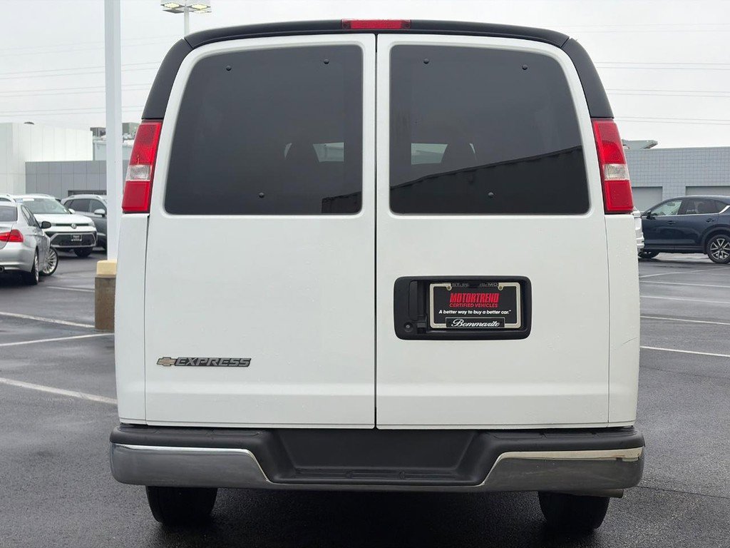 Used 2024 Chevrolet Express 3500 LT w/ LT Preferred Equipment Group RWD image 4