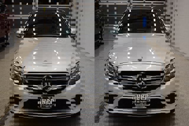 Used 2021 Mercedes-Benz C 300 C 300 4maticᆴ image 3